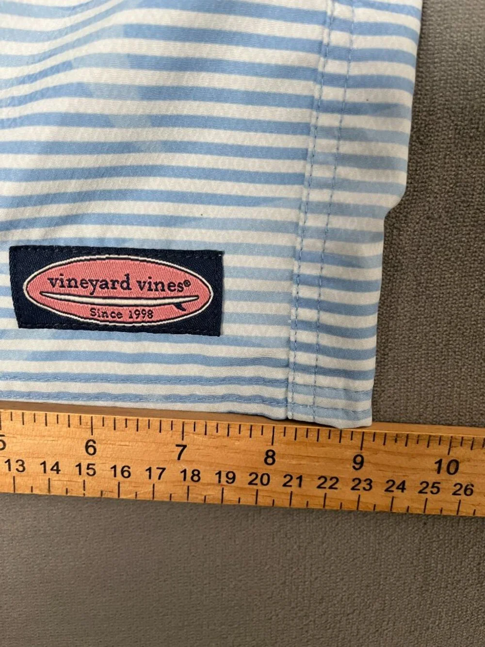 Vineyard Vines Swim Short Boys 12-14 Medium Stripped Whit Blue